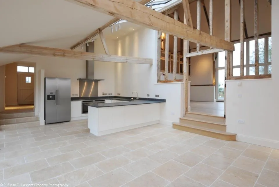 Elm Farm Barn03